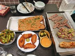 -何妹湿辣牛肉·粤式烧烤砂煲(桂雅路店)