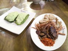 -老鼎万春卤菜(鹭湖宫8区店)