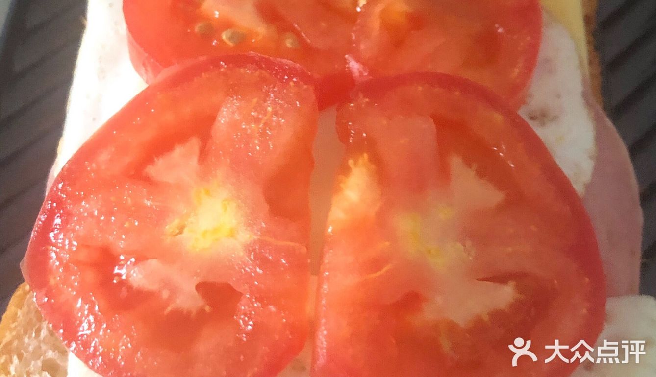 简单美味的早餐[调皮]