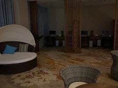 -荣和水汇洗浴足疗按摩休闲会所