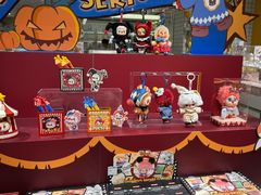 -泡泡玛特POPMART(上海环球港店)