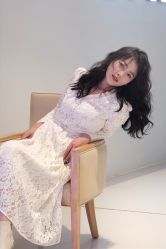 -洛施奇烫发染发沙龙