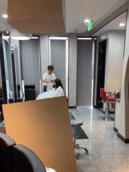 -TOP HAIR SALON