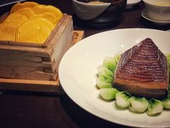 金牌扣肉-杭州西子湖四季酒店·金沙厅