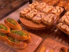 -巴黎贝甜(大宁国际商业广场店)