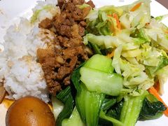 卤肉饭-北大家园食堂