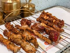 -小董哥烤串·爆汁大油边(故宫店)
