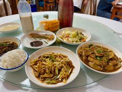 -丁来兴酒店(西街店)