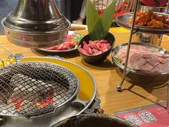 -青瓦炭韩潮烤肉(花园道店)
