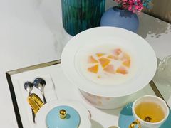 -燕庭·纯燕窝·甜品下午茶(南京西路店)