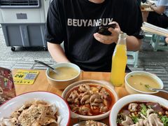 -朱大嘴肥肠血旺(福字街店)