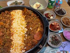 春川铁板料理-高基五春川炒鸡排(威海总店)