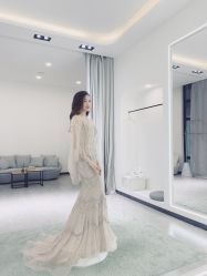 -禕·愫白婚纱商店