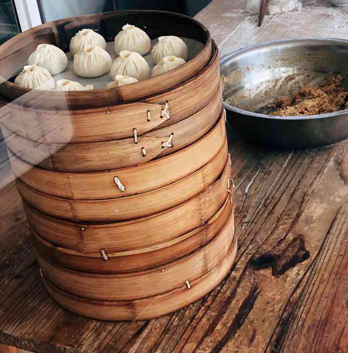 聚合庄(二店)-"六八农庄对面,街边比较方便.一大早,也没.