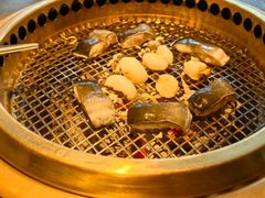 -铭牛烧肉·和牛海鲜自助(高新月牙湖店)