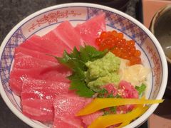中吞拿鱼腩定食-千两(海港城店)