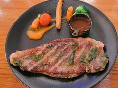 -埠口精酿夜景餐酒吧· BREWPORT BISTRO(长嘉汇重庆之眼店)