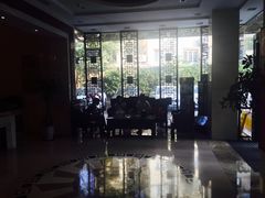 -上海御花园酒店