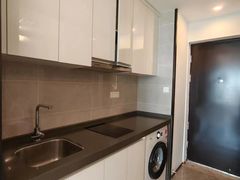 -盈丰路(地铁站)