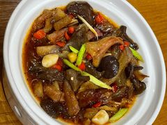 鹿筋烧红牛肝菌-十二厨·土菜雅院