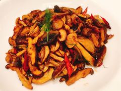 -亢龙太子酒轩(东湖店)