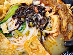 -柳大厨螺蛳粉(人民路总店)