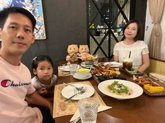 -Mark&Mars Restaurant