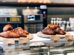 杏仁可颂-DECAMERON十日谈(卓悦汇店)