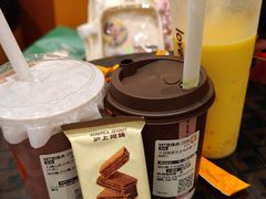 -沪上阿姨·臻选茶饮(上海环球港店)