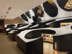 -涨巢·潮玩水疗局