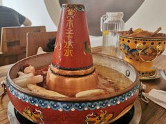 -毛辣果·贵州红酸汤牛肉火锅(西单店)