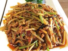 鱼香肉丝-東舍食唐精品陕菜馆