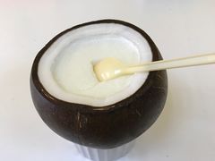 -志龙皇冠吃货椰子铺