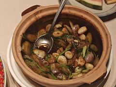 -八府香鸭·啫啫煲(华山路店)