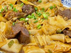 -壹阁胡羊焖饼(特色小吃街店)