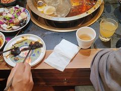 -沸炉重庆老火锅(军事博物馆店)