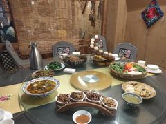 -昆虫窝子·特色云南菜(拓东路总店)