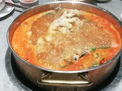 -野山舂·贵州现舂酸汤牛肉(民生路店)