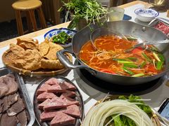 -王奋斗贵州酸汤牛肉火锅
