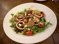 腊味肠鲜鱿鱼柚子沙拉-Entrecôte 法国牛扒馆(保利·时光里店)