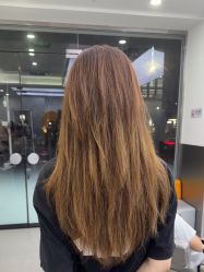 -首脑美发沙龙
