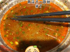 张飞牛肉面-爆炸头阿姨小四川正宗川味小吃(无任何分店)