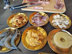 東北炒酸菜-允辛家·自助泥炉烤肉(九亭店)
