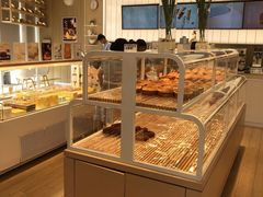 面包甜点陈列柜-好利来(梅江永旺店)
