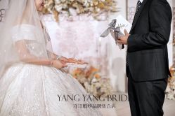 -洋洋婚纱品牌集合店