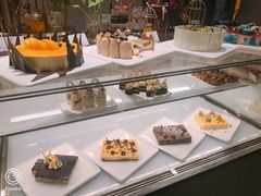 -飨食汇全日制餐厅·昆山皇冠假日酒店(九方店)