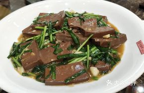 Stir-fried Goose Blood with Leeks
