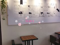 -荀记肉夹馍(三八家乐福店)