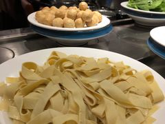 -钱小主·自助回旋烤肉火锅餐厅(东方新天地店)