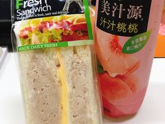 -六意便利店(厦门财富中心店)